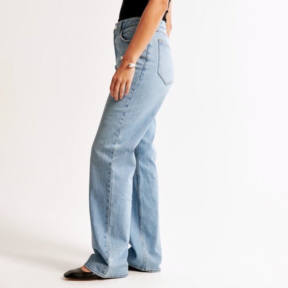 Curve Love High Rise 90s Relaxed Jean NWT - Picture 3 of 15